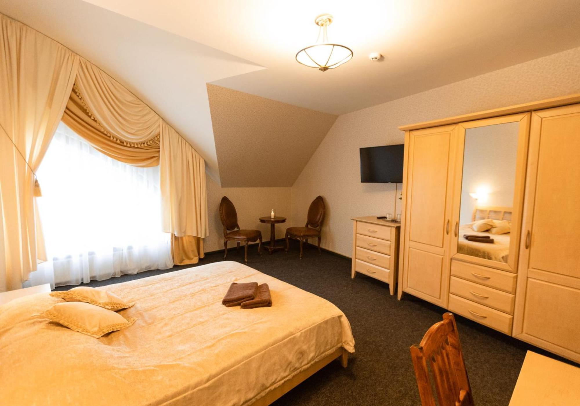 Ungurmalas Lake-side Getaway Namelis