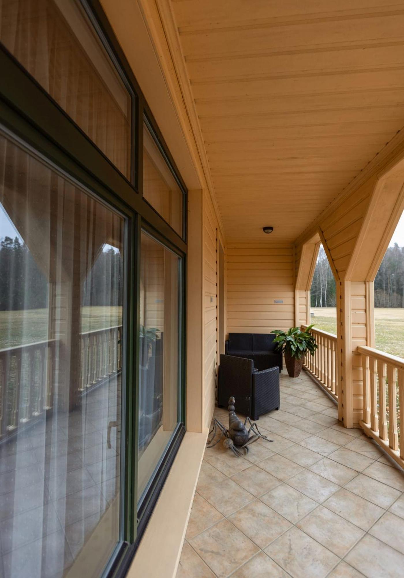 Ungurmalas Lake-side Getaway * Auciems